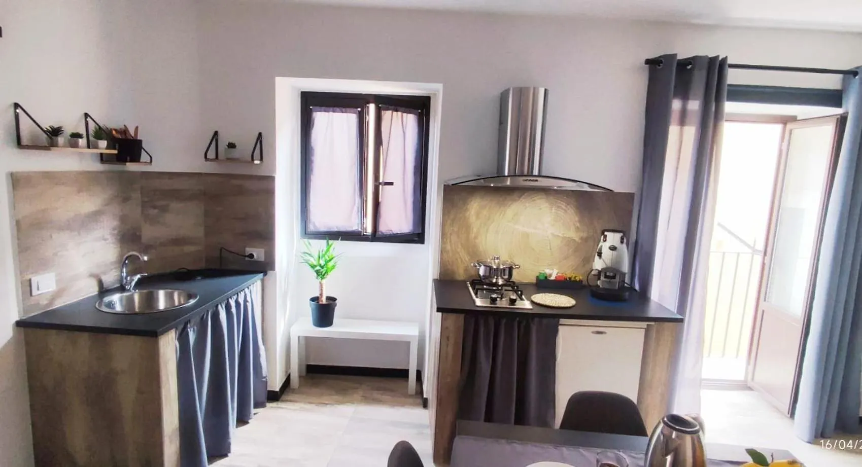 Demasiantval House Palermo 0*,  Italy