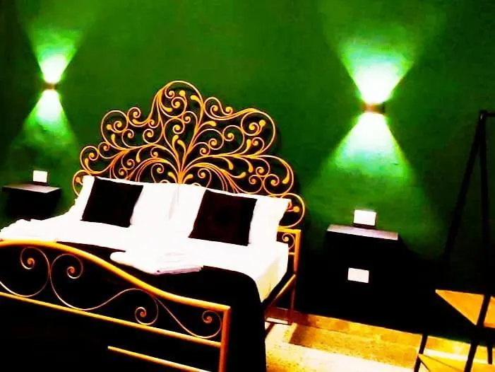 Demasiantval House Palermo Italy