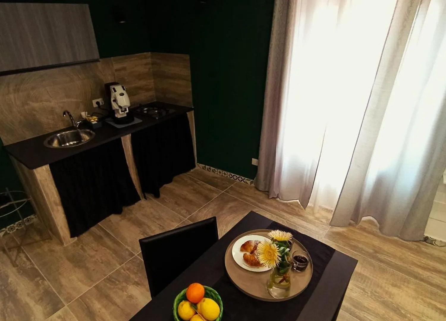 Demasiantval House Palermo