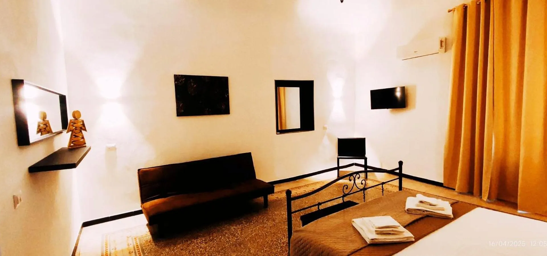 Demasiantval House Palermo Apartment