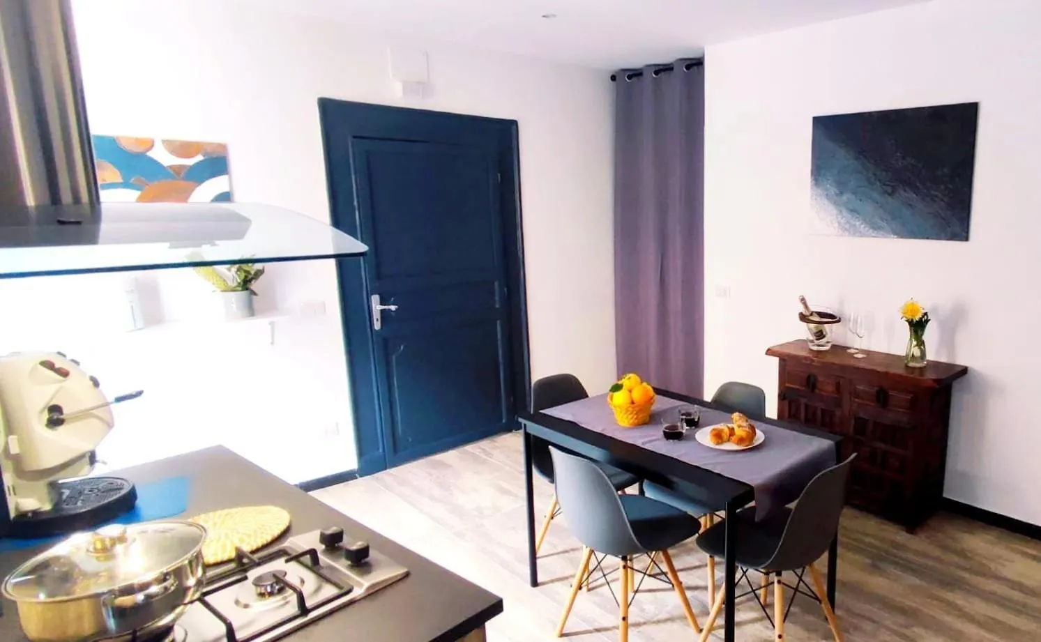 Demasiantval House Palermo Apartment